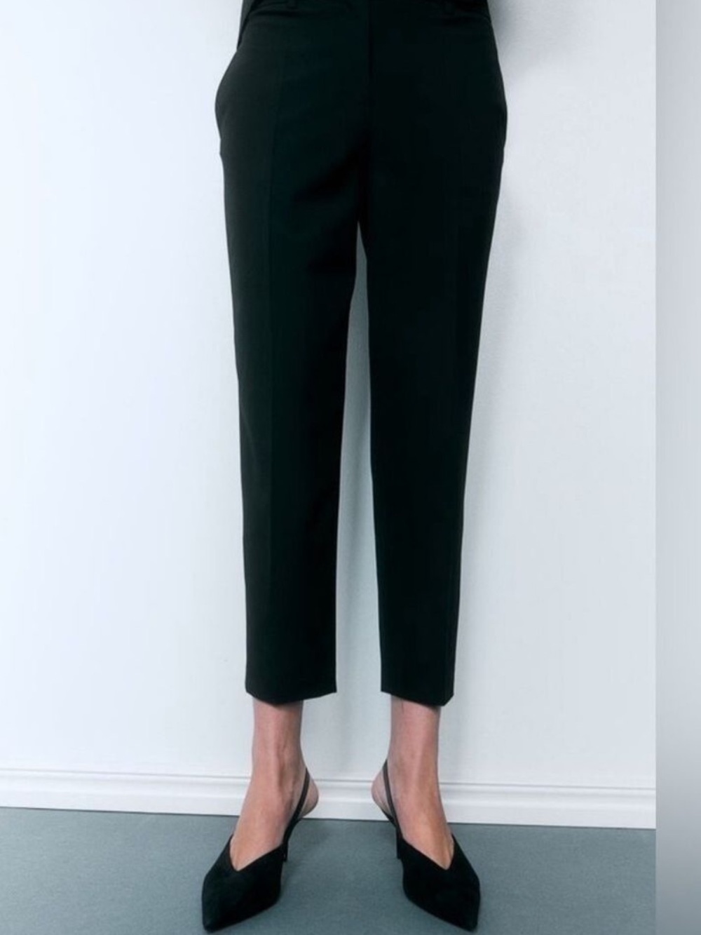 H&M Tapered Leg Mid Rise Ankle Length Black Cigarette Trousers